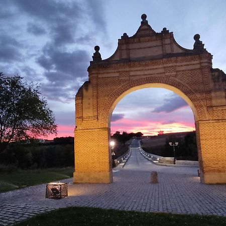 Alojamiento Turistico Carvi Arévalo Exteriér fotografie